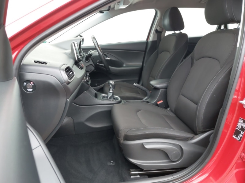 Used Hyundai i30 2017 for sale - 76556382: Photo 5