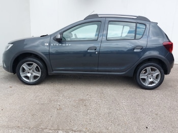 Used Dacia Sandero Stepway 2021 for sale - 79401019: Photo