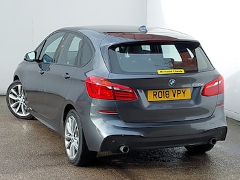 Used BMW 2 Series 2018 for sale - 77361024: Photo