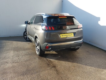 Used Peugeot 3008 2023 for sale - 76629385: Photo