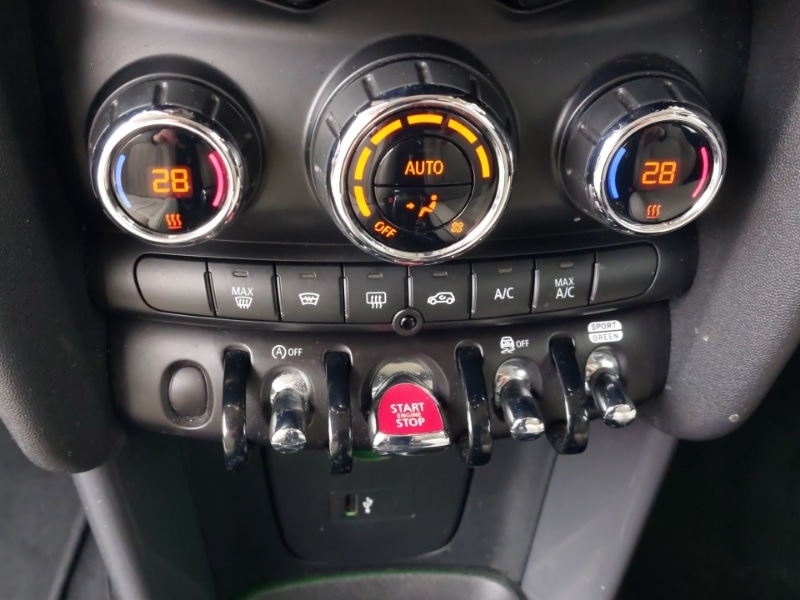 Used MINI Hatch 2018 for sale - 77482826: Photo 11