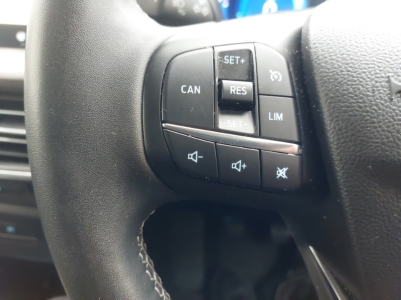 Used Ford Focus 2022 for sale - 76165952: Photo 14