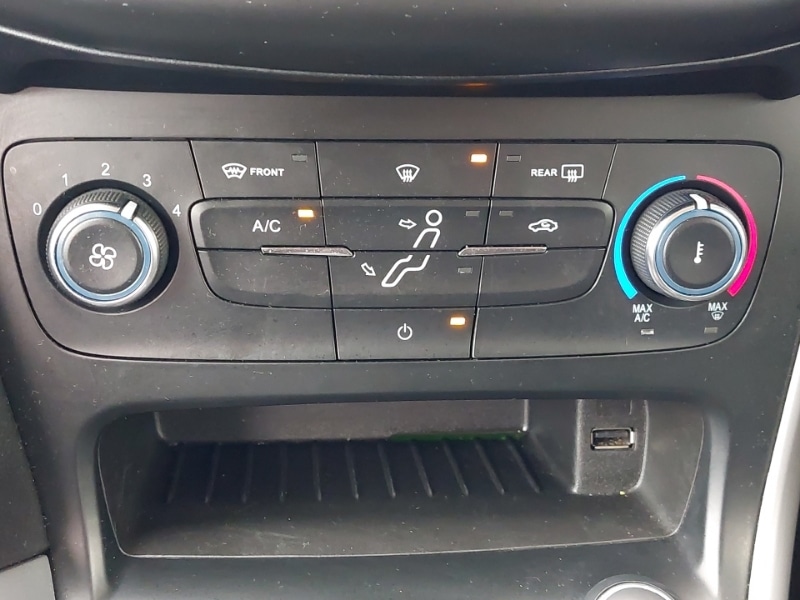 Used Ford Focus 2016 for sale - 76401038: Photo 11