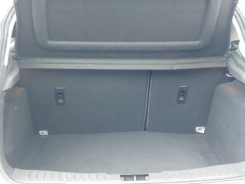 Used Ford Focus 2016 for sale - 76401038: Photo 8