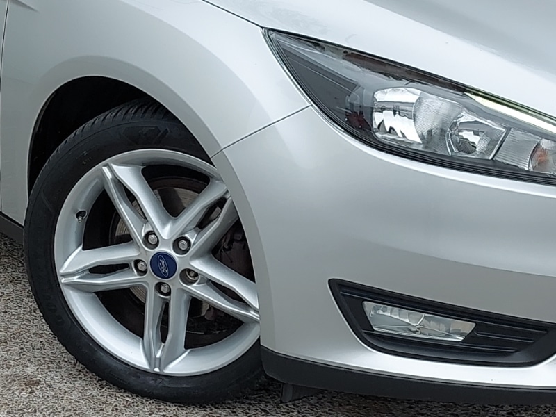 Used Ford Focus 2016 for sale - 76401038: Photo 9