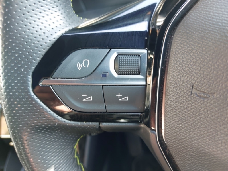 Used Peugeot 2008 2023 for sale - 77942769: Photo 14