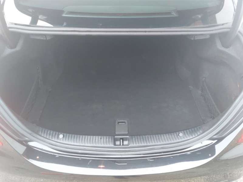 Used Mercedes-Benz C Class 2018 for sale - 77150210: Photo 8