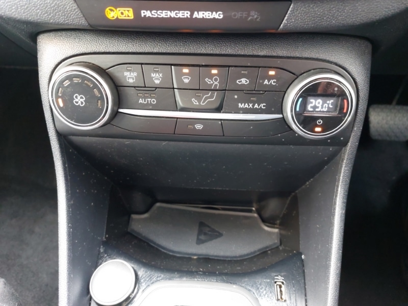 Used Ford Fiesta 2019 for sale - 78065645: Photo 11