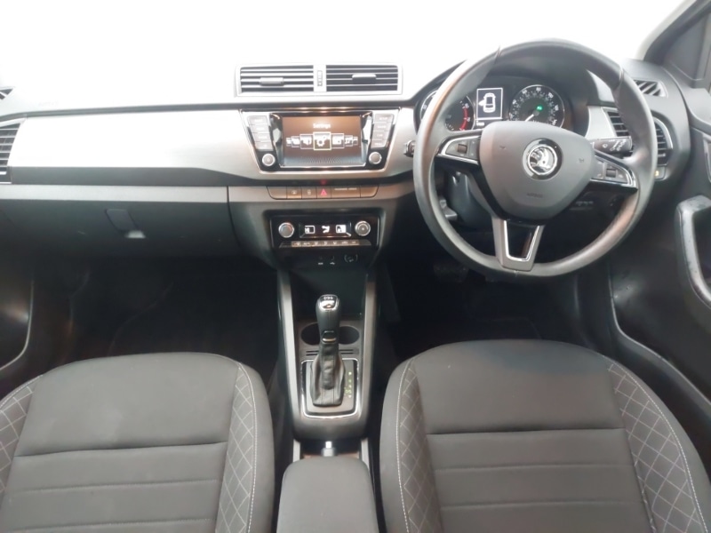 Used Skoda Fabia 2017 for sale - 76834171: Photo 2