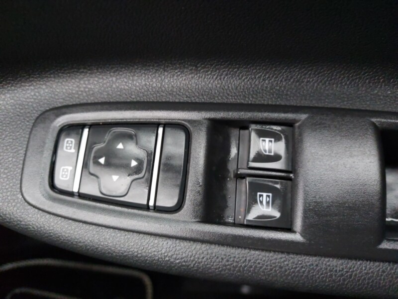 Used Renault Zoe 2020 for sale - 77433563: Photo 17