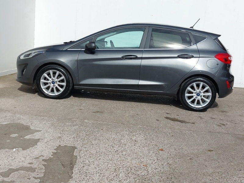 Used Ford Fiesta 2017 for sale - 78041080: Photo 4
