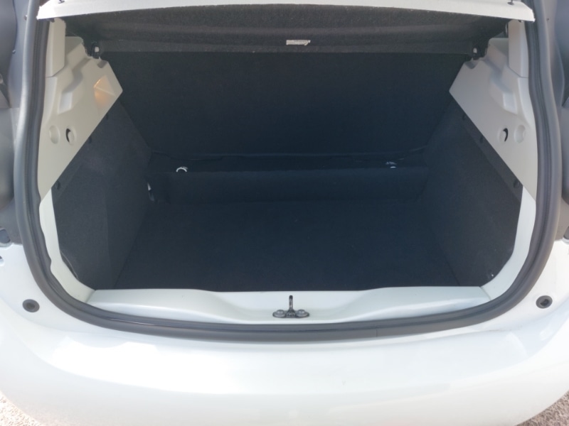 Used Renault Zoe 2017 for sale - 76954835: Photo 8