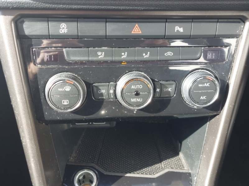 Used Volkswagen T-Roc 2018 for sale - 78037184: Photo 11