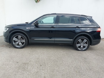 Used Volkswagen Tiguan Allspace 2019 for sale - 79452037: Photo