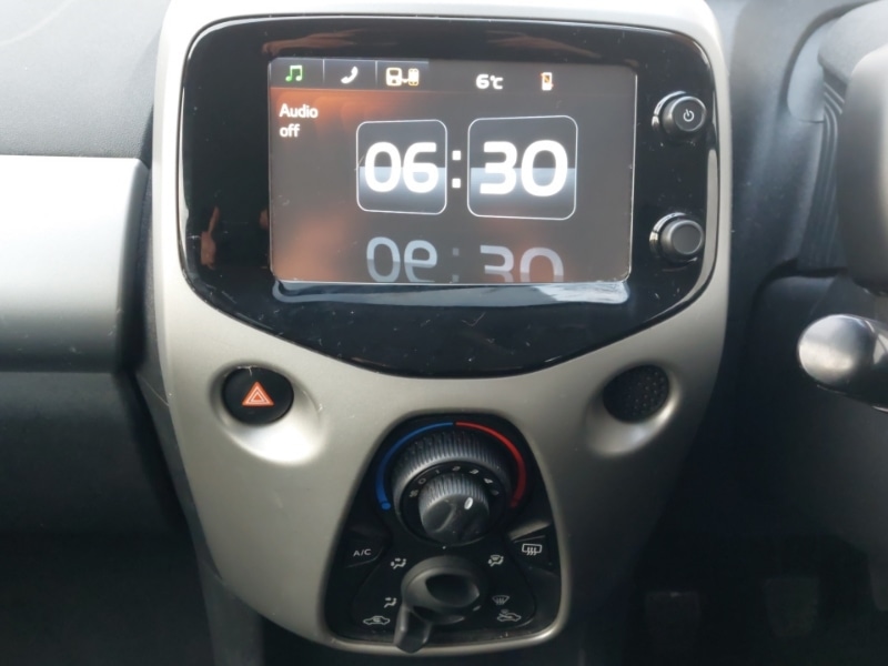 Used Peugeot 108 2017 for sale - 77289903: Photo 11