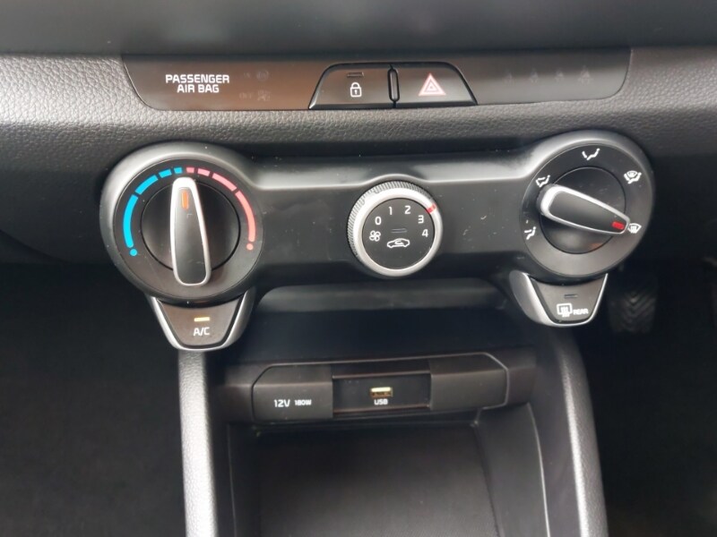 Used Kia Stonic 2020 for sale - 77448377: Photo 11