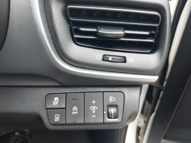 Used Kia Stonic 2020 for sale - 77448377: Photo 18