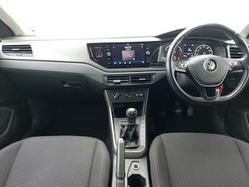 Used Volkswagen Polo 2019 for sale - 75873630: Photo