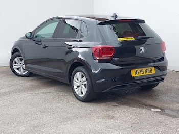 Used Volkswagen Polo 2019 for sale - 75873630: Photo