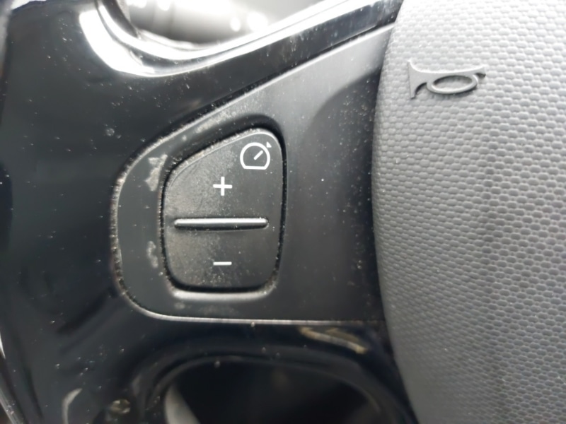 Used Renault Captur 2016 for sale - 77540262: Photo 14