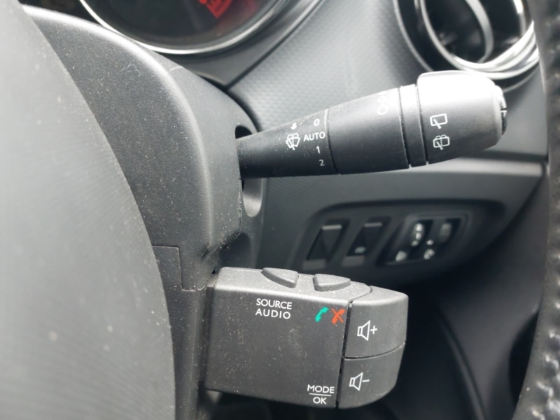 Used Renault Captur 2016 for sale - 77540262: Photo 17