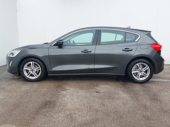 Used Ford Focus 2018 for sale - 77085826: Photo