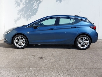 Used Vauxhall Astra 2017 for sale - 78987672: Photo