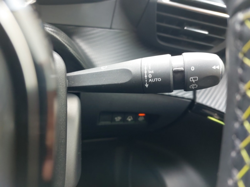 Used Peugeot 2008 2021 for sale - 76354359: Photo 17