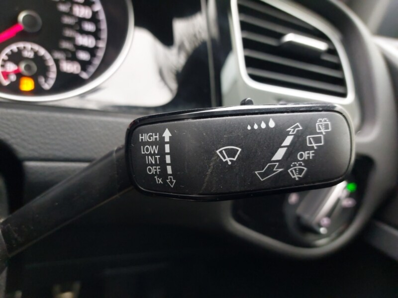 Used Volkswagen Golf 2018 for sale - 77760918: Photo 17