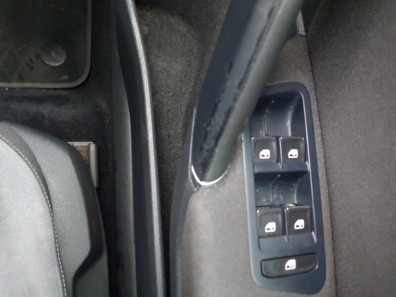 Used Volkswagen Golf 2018 for sale - 77760918: Photo 18