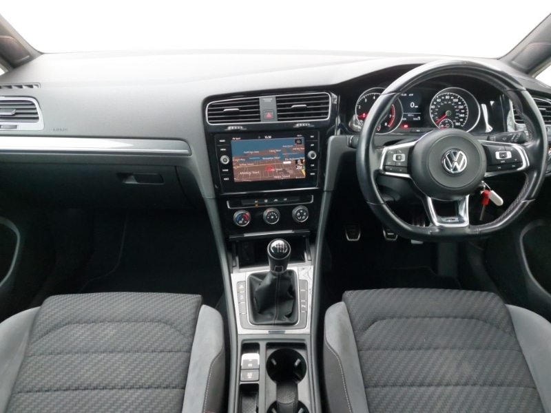Used Volkswagen Golf 2018 for sale - 77760918: Photo 2