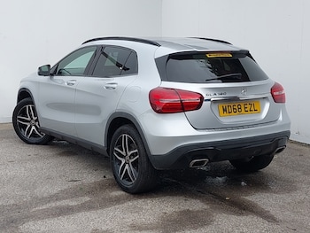 Used Mercedes-Benz GLA 2019 for sale - 75959126: Photo