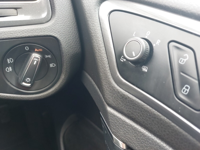 Used Volkswagen Golf 2019 for sale - 78183663: Photo 19