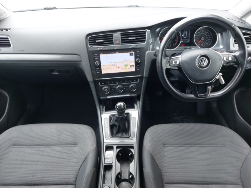 Used Volkswagen Golf 2019 for sale - 78183663: Photo 2