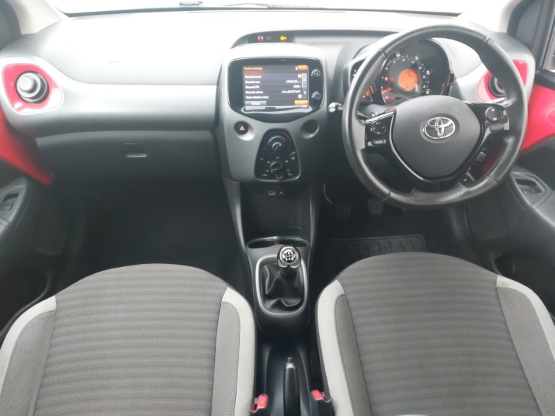 Used Toyota AYGO 2019 for sale - 76970597: Photo 2
