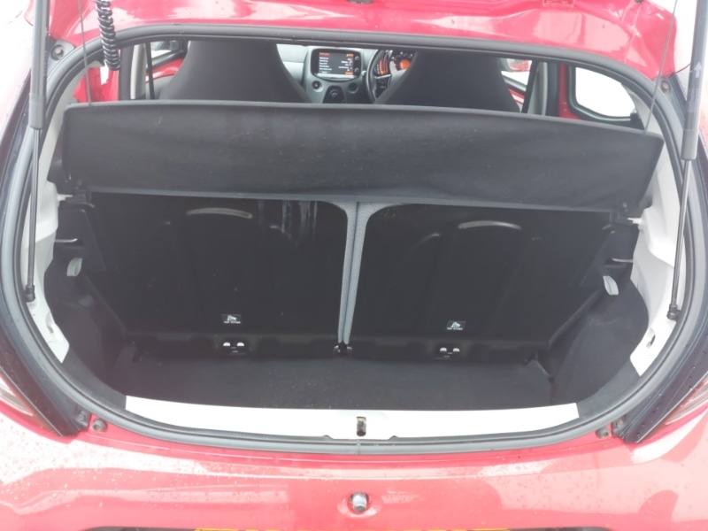 Used Toyota AYGO 2019 for sale - 76970597: Photo 8