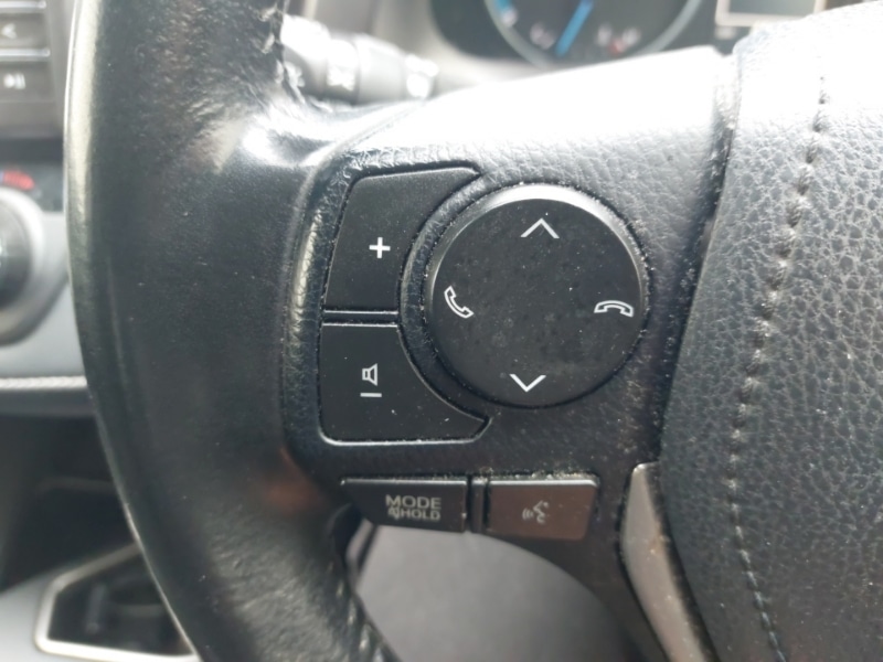 Used Toyota RAV4 2018 for sale - 76540506: Photo 15