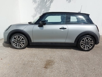 Used MINI Cooper 2025 for sale - 79100931: Photo