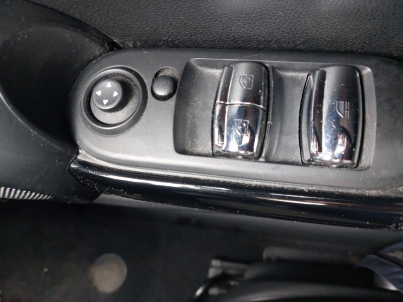 Used MINI Convertible 2018 for sale - 77166258: Photo 18