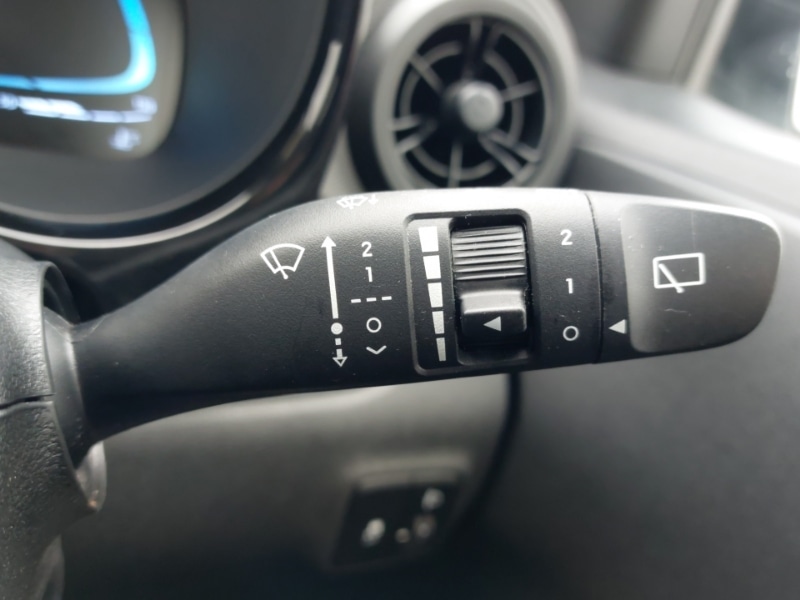 Used Hyundai i10 2023 for sale - 78041089: Photo 17