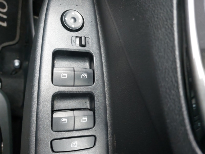 Used Hyundai i10 2023 for sale - 78041089: Photo 18