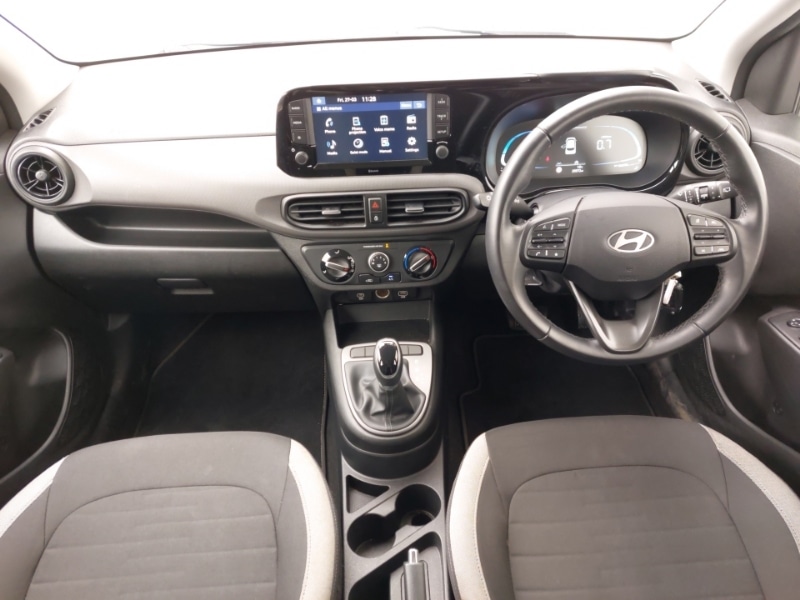 Used Hyundai i10 2023 for sale - 78041089: Photo 2