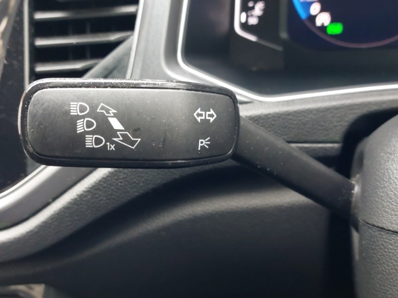 Used Volkswagen T-Roc 2021 for sale - 77907339: Photo 15