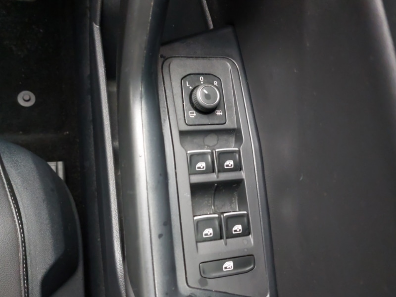 Used Volkswagen T-Roc 2021 for sale - 77907339: Photo 18