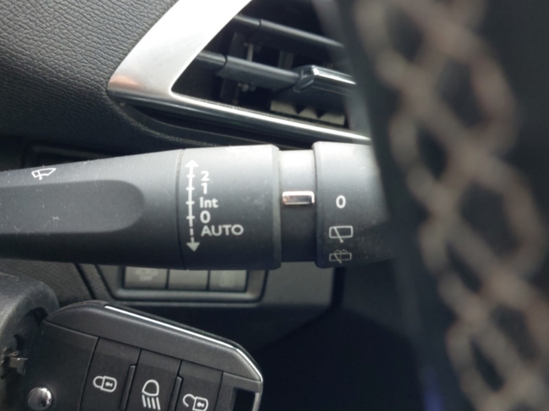 Used Peugeot 5008 2018 for sale - 77644489: Photo 17