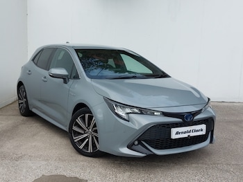 2021 - 1.8 VVT-i Hybrid Design 5dr CVT