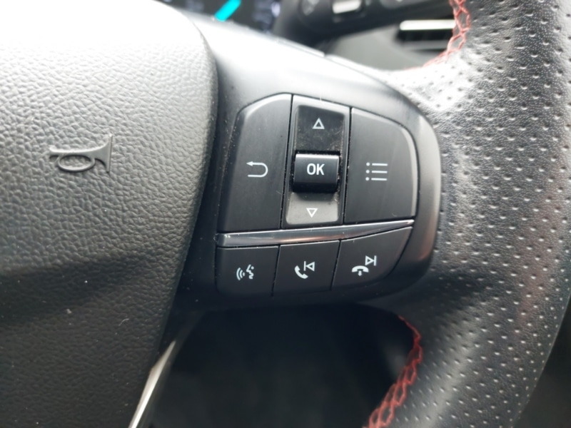 Used Ford Focus 2020 for sale - 76502165: Photo 15