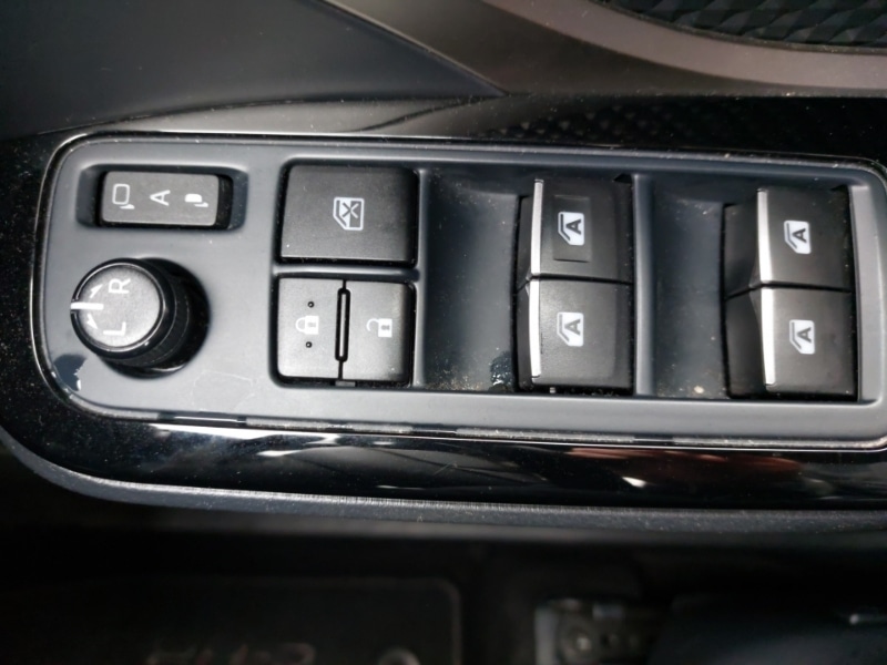 Used Toyota C-HR 2019 for sale - 76506679: Photo 18