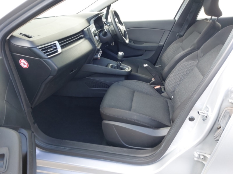 Used Renault Clio 2020 for sale - 78023533: Photo 5