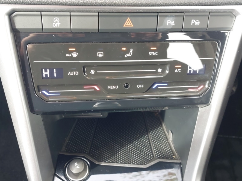 Used Volkswagen T-Roc 2023 for sale - 78126652: Photo 11